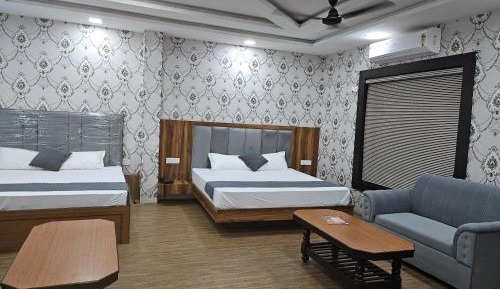Large Double Room