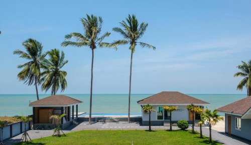 Deluxe Double Room with Balcony and Sea View