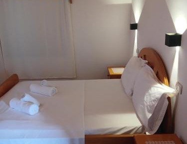 Double Room with Balcony (3 Adults)