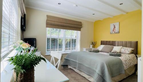 Double or Twin Room with Private Bathroom