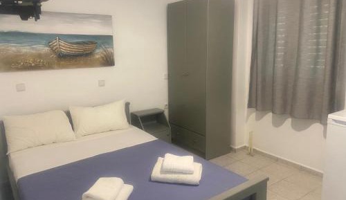 Double or Twin Room with Partial Sea View