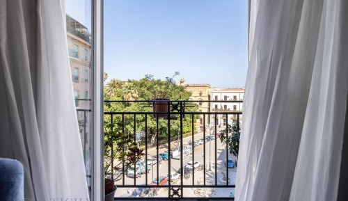 Three-Bedroom Apartment with Park View