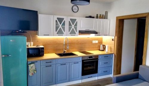 One-Bedroom Apartment with Balcony