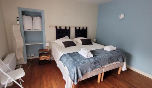 One-Bedroom Apartment with Terrace