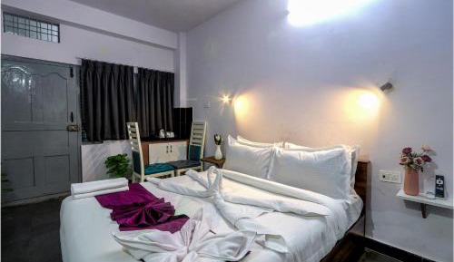 Deluxe Double Room with Balcony