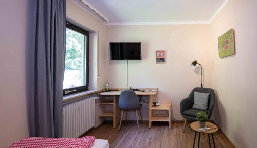Single Room with Shared Shower and Toilet