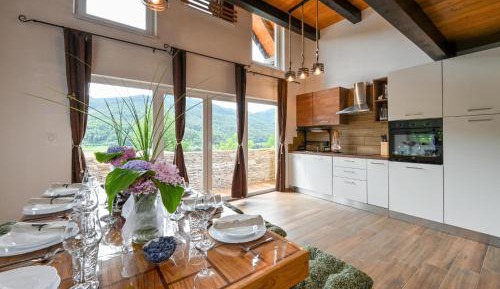Three-Bedroom Holiday Home 