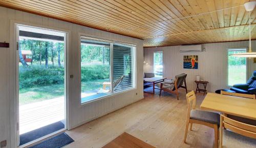 Three-Bedroom Holiday Home 