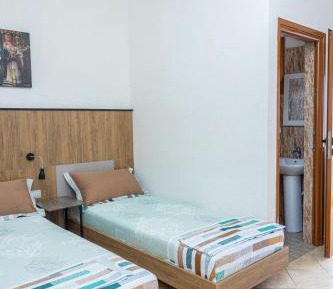 Basic Triple Room