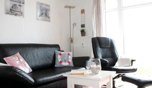 One-Bedroom Apartment with Terrace