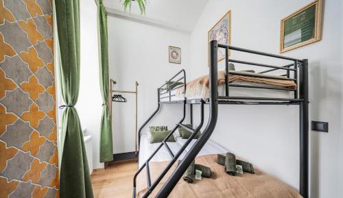 Quadruple Room with Shared Bathroom
