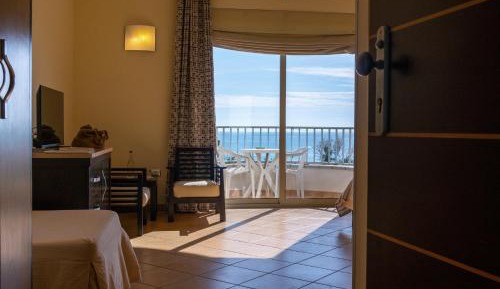 Deluxe Double Room with Sea View