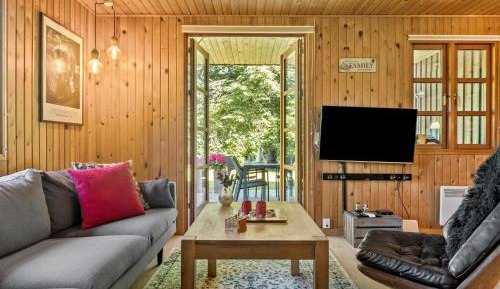 Three-Bedroom Holiday Home 