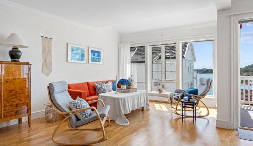 Three-Bedroom Holiday Home 