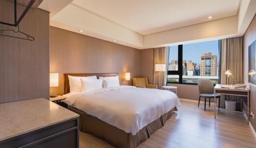 Deluxe Double Room with Bath