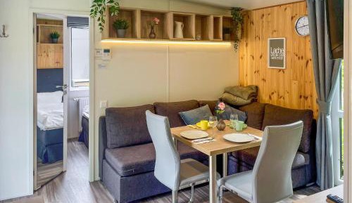 One-Bedroom Holiday Home