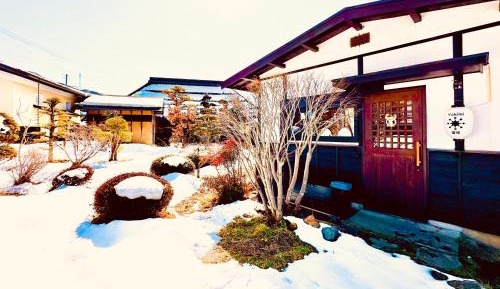 Villa with Garden View