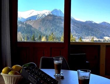 Suite with Mountain View