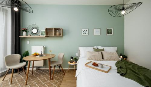 Studio Apartment with Balcony