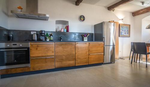 Deluxe One-Bedroom Apartment with Garden View