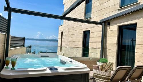 Apartment with Sea View