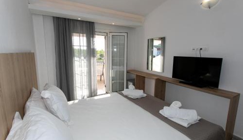 Deluxe Double Room with Sea View