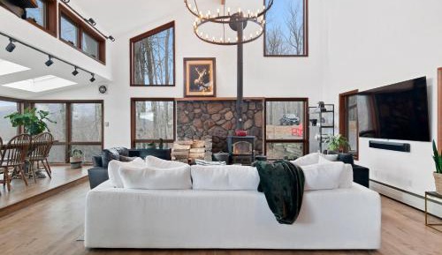 Three-Bedroom Chalet