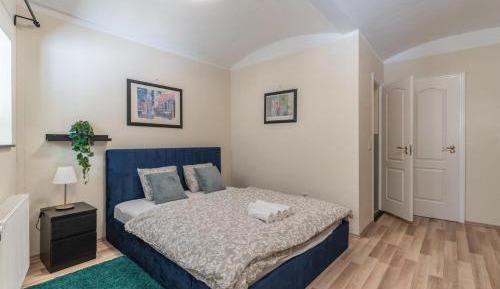 Two-Bedroom Deluxe Apartment