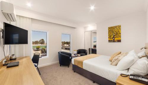 Executive Queen Room