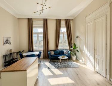 Three-Bedroom Premium Apartment