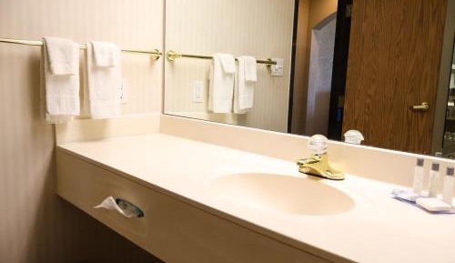 Suite with Hot Tub