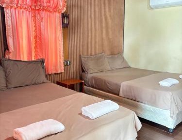 Deluxe Queen Room with Two Queen Beds