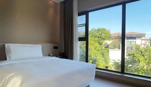 Single Room with Terrace