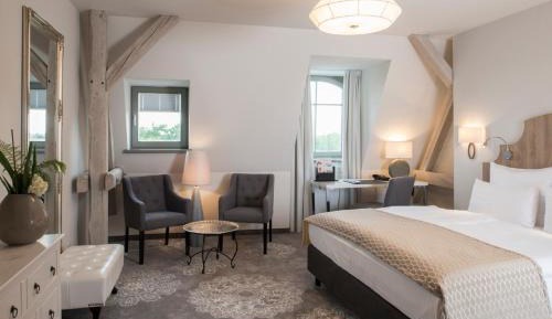 Large Double Room