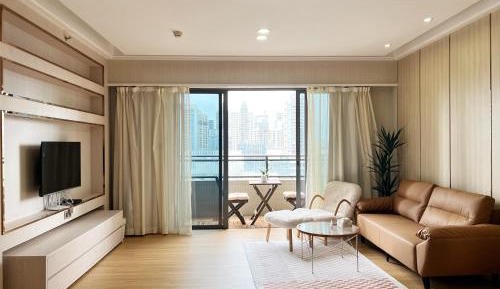 Studio with Balcony