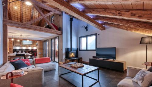 Five-Bedroom Apartment