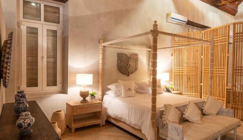 1 Bedroom Suite-King Bed With Balcony