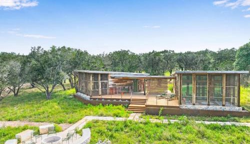 Two-Bedroom Holiday Home