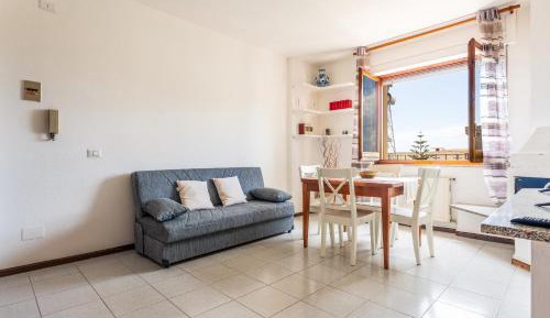 Superior One-Bedroom Apartment with Balcony
