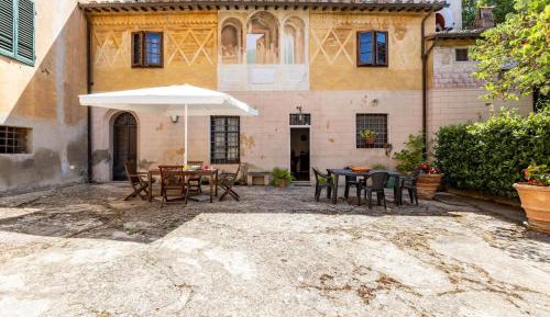 Three-Bedroom Holiday Home 