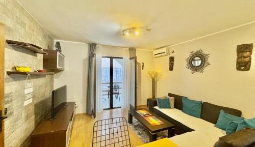 One-Bedroom Apartment with Terrace