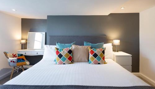 Deluxe Family Suite