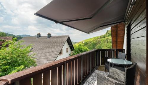 Superior One-Bedroom Apartment with Balcony
