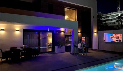 Deluxe Villa