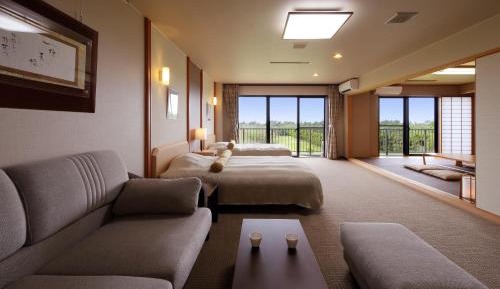 Deluxe Room with Tatami Area