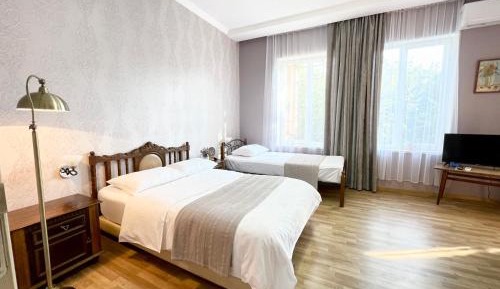 Double Room with Private Bathroom