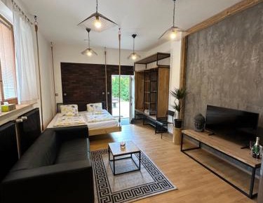 Queen Room with Garden View