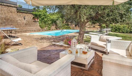 Five-Bedroom Holiday Home