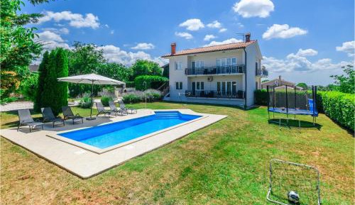 Six-Bedroom Holiday Home