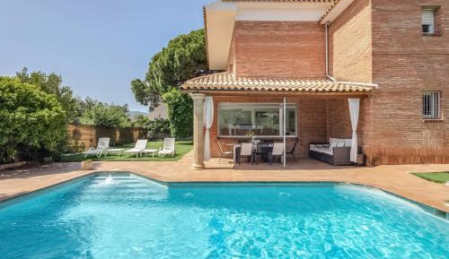 Villa with Sea View